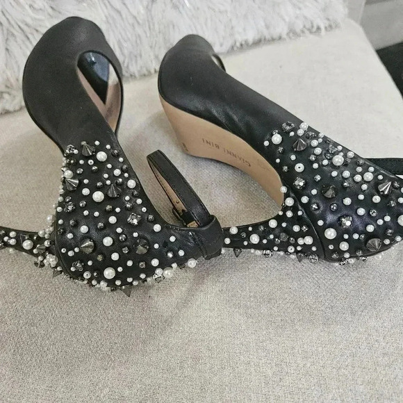 GB High Heel Sandals with Pearl & Spikes Detail - Picture 7 of 7